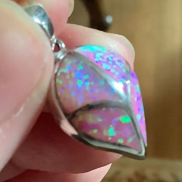 Sterling SILVER 925 AUSTRALIAN FIERY PINK OPAL LEAF PENDANT NEW​​ - Picture 6 of 9